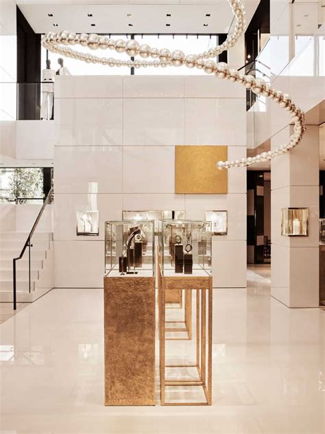 Chanel Unveils a Glamorous Flagship Store on Rodeo Drive